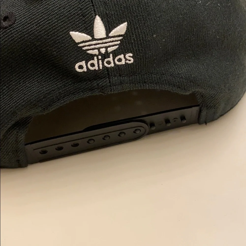 Adidas kids SnapBack cap